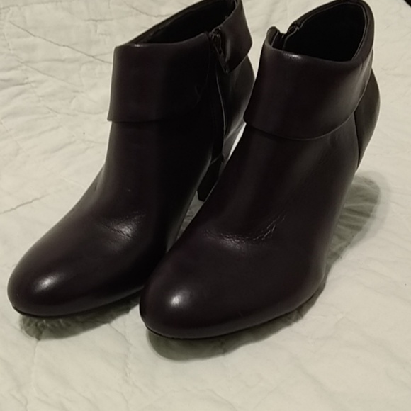 Naturalizer Shoes - Ankle Boots...Brand new